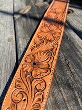 Load image into Gallery viewer, Floral X Basket Stamp Guitar Strap
