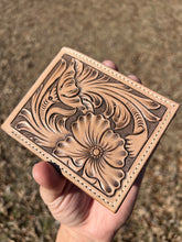 Load image into Gallery viewer, Natural Floral X Basket Stamp Bifold
