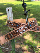 Load image into Gallery viewer, Floral Filigree Belt
